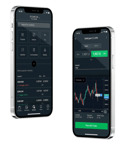 FOREX.com mobile app two mobile screens Markets and Gold CFD (£)